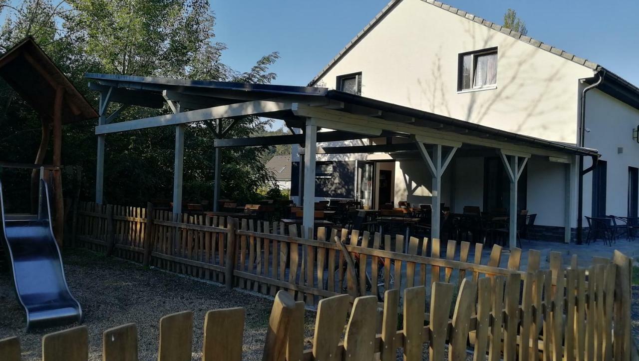 Penzion U Brazdu Ivancice Exterior photo